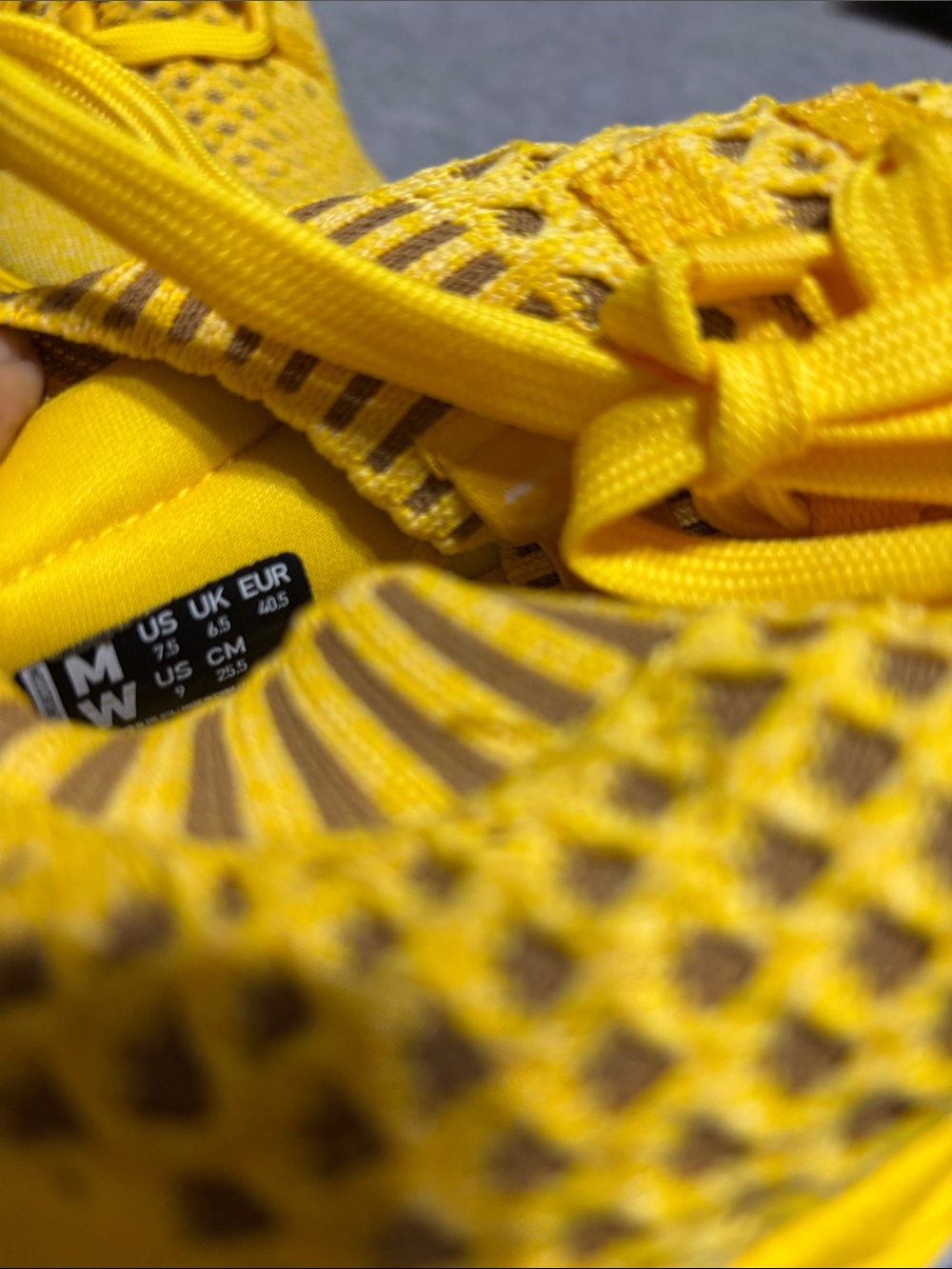 NOBULL Project Yellow Lemon Drop Knit Runner Trainer Unisex Sneaker W9/M7.5 - Picture 5 of 9